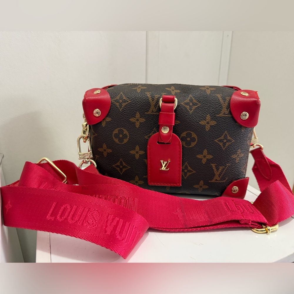 Crossbody bag - image 1